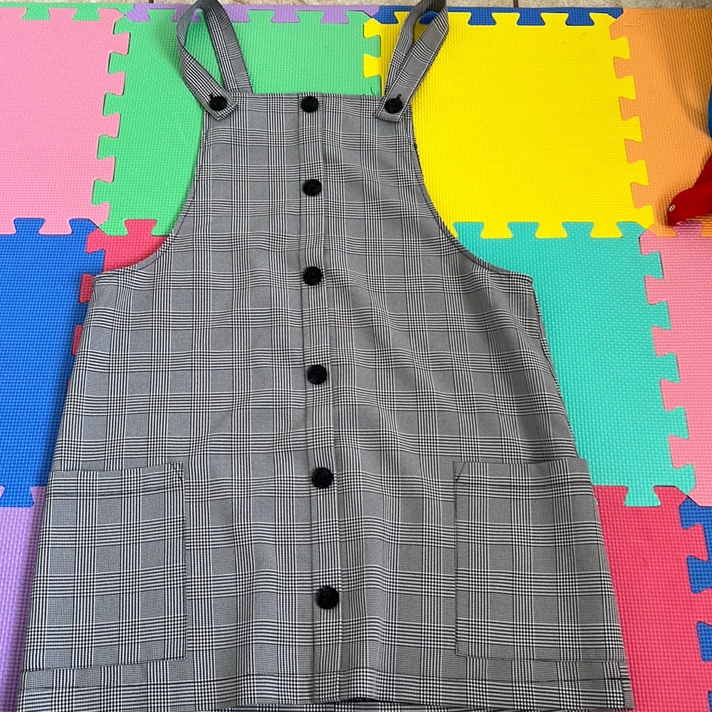 Women’s dress